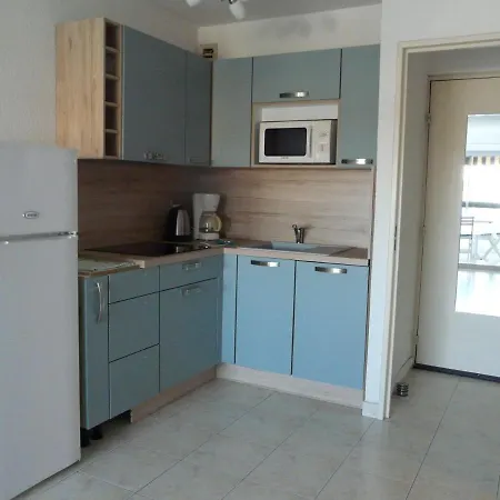 Apartment Les Caraibes Cap D'agde Studio 4pers 33m2 Parking Agde